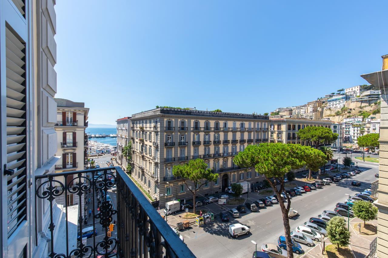Gramsci Suites Napoli Bagian luar foto