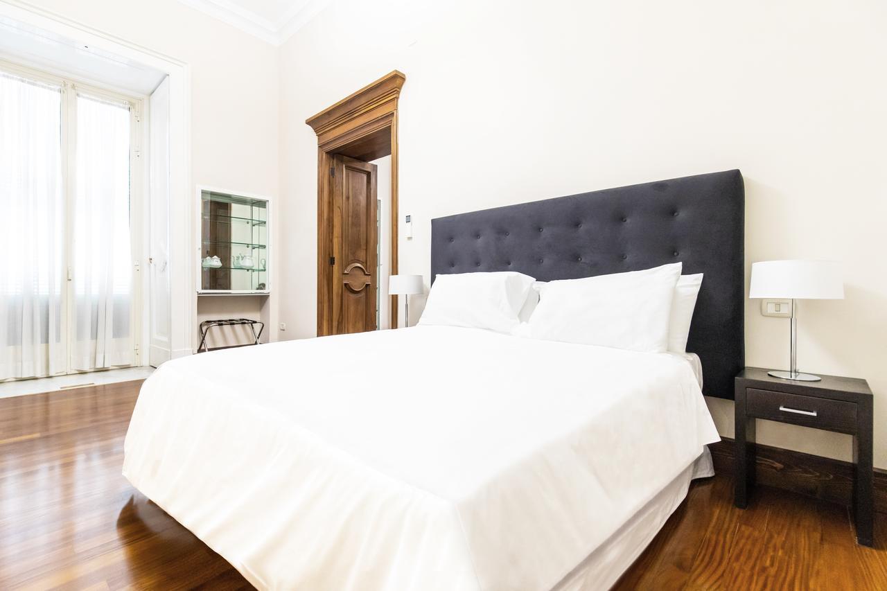 Gramsci Suites Napoli Bagian luar foto